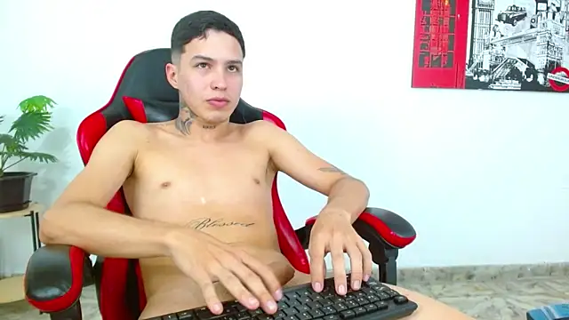 Cumandres18 live sex cam