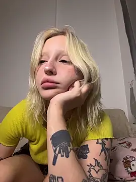 urlittlebaby666's cam snapshot