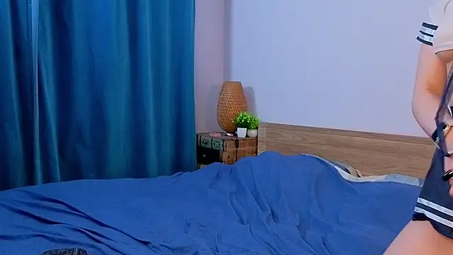 JeaneneWoltz live sex cam