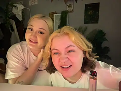 MoonIvy_ live sex cam