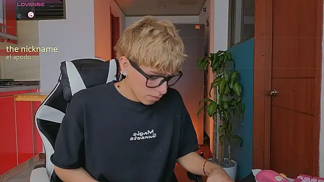 taichi_bluy live sex cam