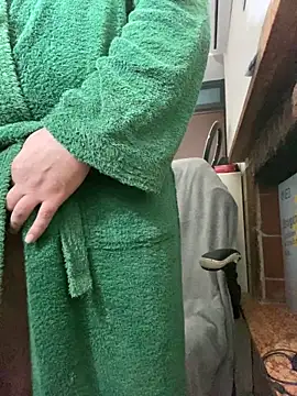 Roma84000 live sex cam