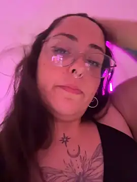 Mizztikaa live sex cam