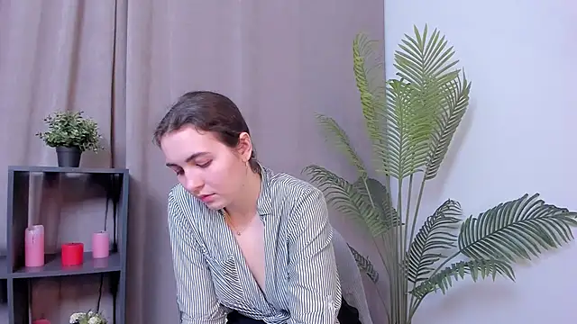 ShalaBethay's cam snapshot