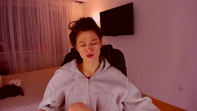 MiaPrecious's cam snapshot