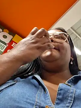 Arena_13's cam snapshot