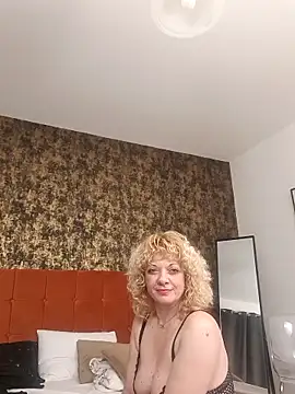 LaireeFelini's cam snapshot