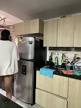 karla_nill's cam snapshot