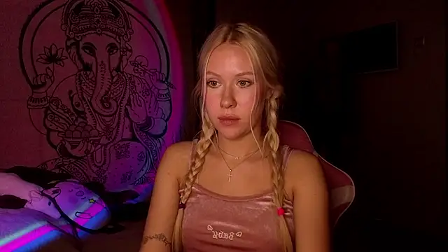 pureeangel's cam snapshot