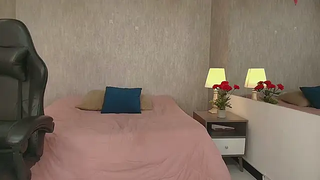 MeganDiamont_FG's cam snapshot