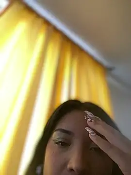 baby_lizy's cam snapshot