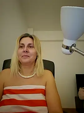 Amelia9798's cam snapshot