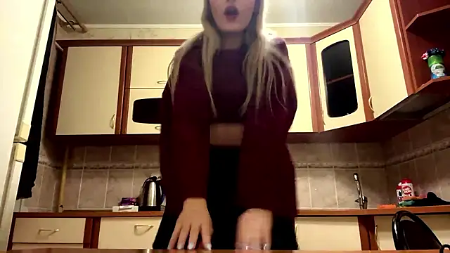 MiaBerlateen's cam snapshot