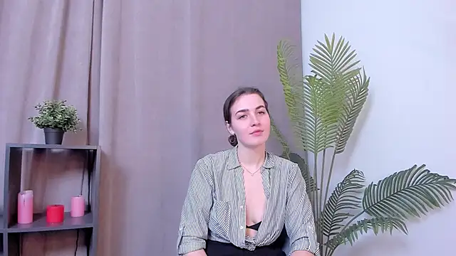 ShalaBethay's cam snapshot