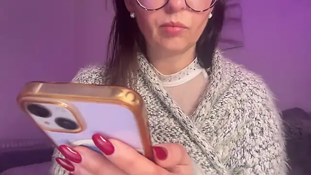 Serena_4you's cam snapshot