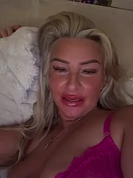 Gypsyrose_x1 live sex cam