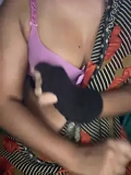 Tara_girl01's cam snapshot