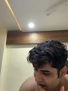 Vihaaanfucks live sex cam