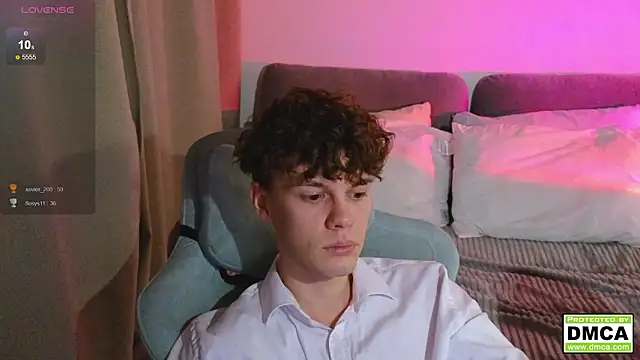 cute_thomas live sex cam