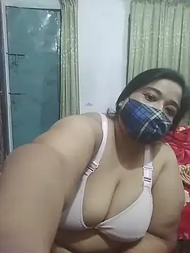 momo_loves's cam snapshot