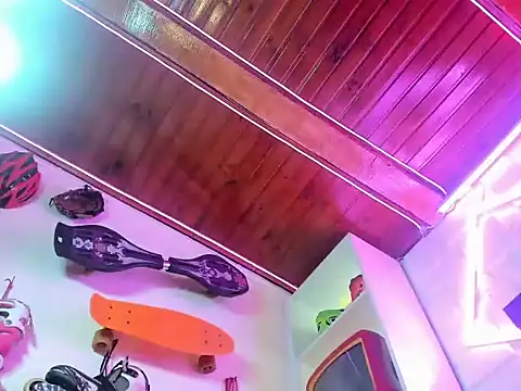 Dakota_Addams's cam snapshot