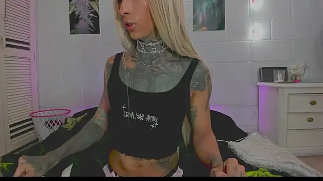 drippyorlovee live sex cam