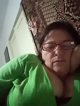 MilaCold5443's cam snapshot