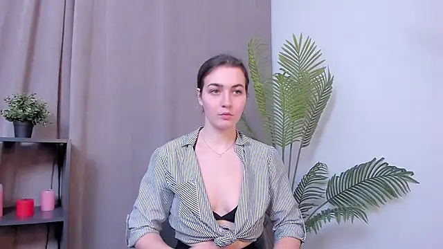 ShalaBethay's cam snapshot