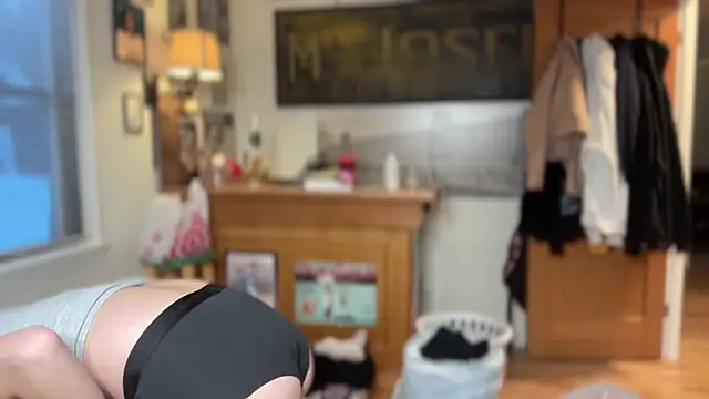 SpaceCowWhore's cam snapshot