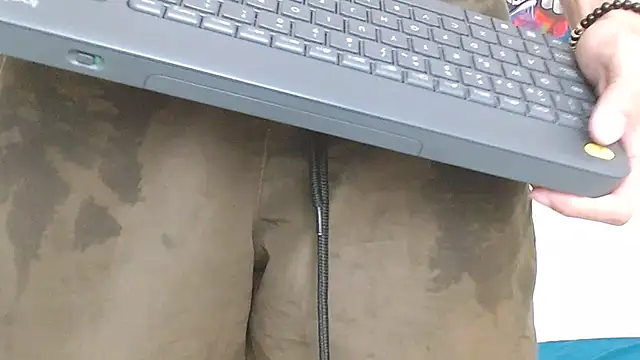 jose_sexycumm live sex cam