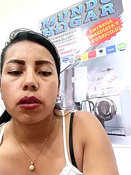 _andrea30 live sex cam