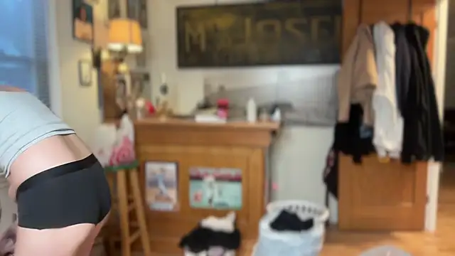 SpaceCowWhore's cam snapshot