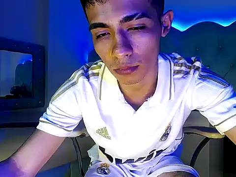 Apolo_Richards live sex cam