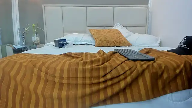 ricky_backus live sex cam