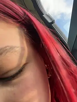 Lia-Moon77 live sex cam