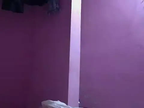 Ladyzee25 live sex cam