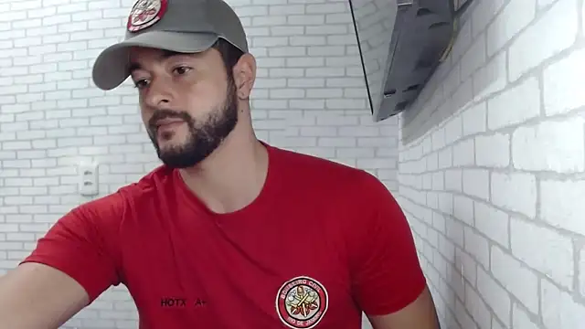 BombeiroHotx live sex cam