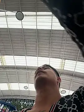 DominickVegas live sex cam