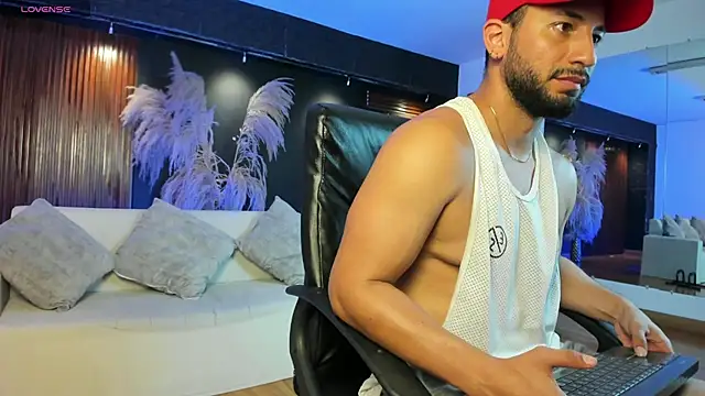 Dylann_Carter live sex cam