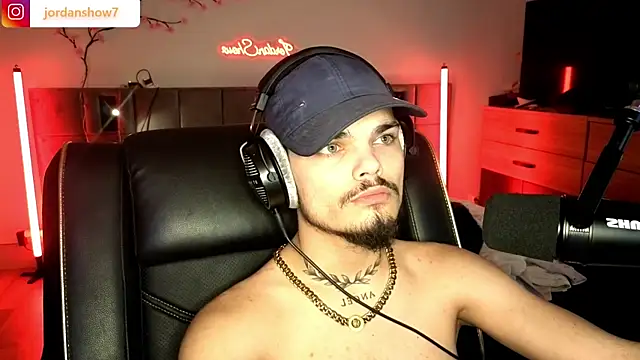JordanShow live sex cam