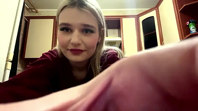 MiaBerlateen's cam snapshot