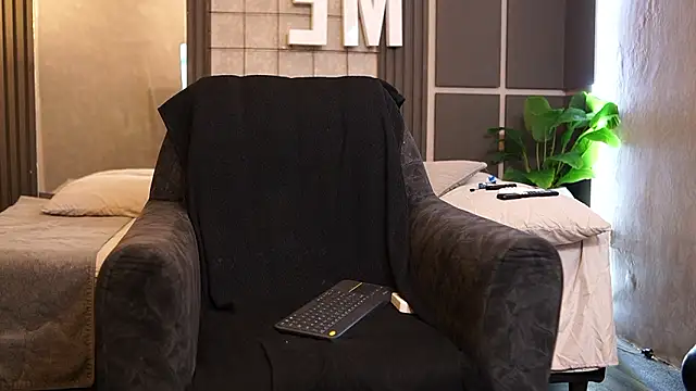 Ariaa_Isabell live sex cam