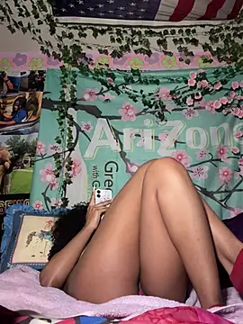 lifeoftt_19xx's cam snapshot