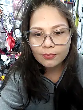 Vale_Saenzz live sex cam