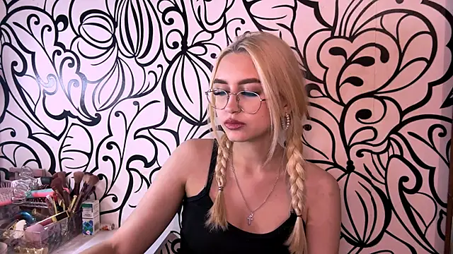 Kat_Catherine's cam snapshot