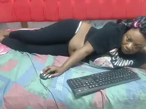 BustyNina41XX's cam snapshot