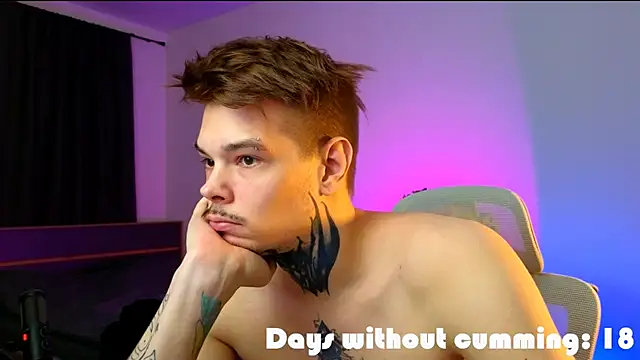 DENIS_HERE's cam snapshot