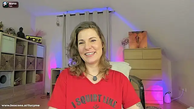 ilucyme's cam snapshot