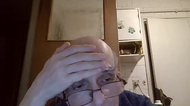 mariusica1@xh's cam snapshot