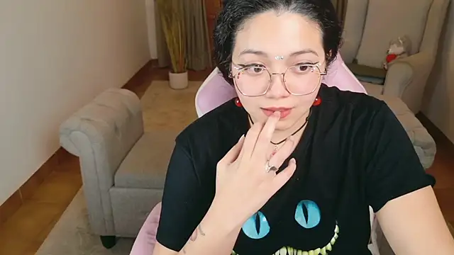 SelenaBlumX's cam snapshot